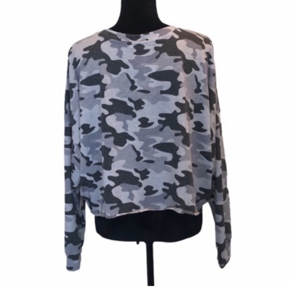 NWT Tresics pullover leisure wear lounge crop camouflage long sleeve top medium - Picture 8 of 9